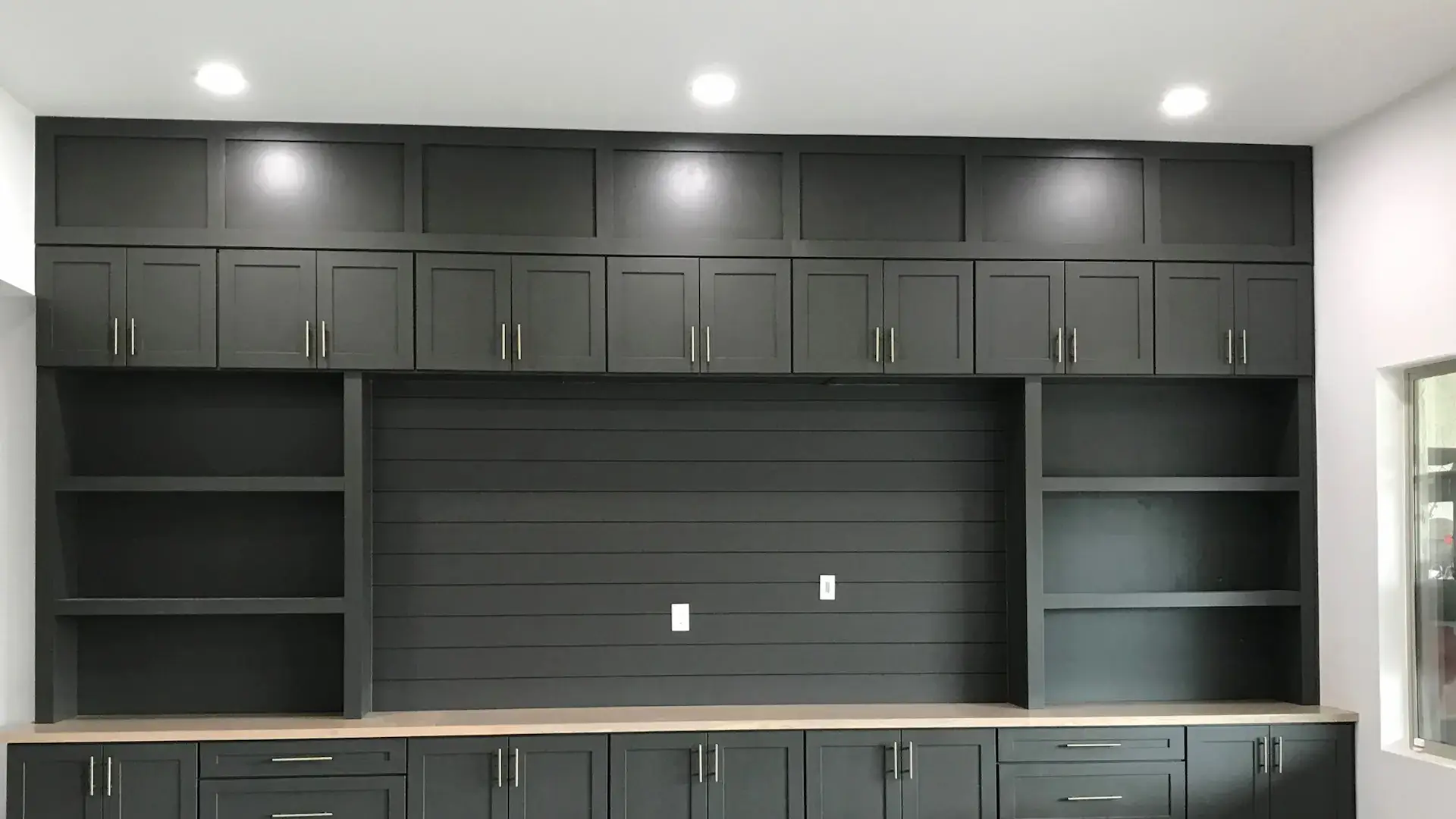 Professional Interior and Exterior Finishing in Phoenix and East Valley Arizona